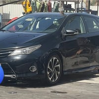 كورلا هاج باك 2018 للبيع حادثة امامي موجود بالصور  سياره جديده تدفئه ت...