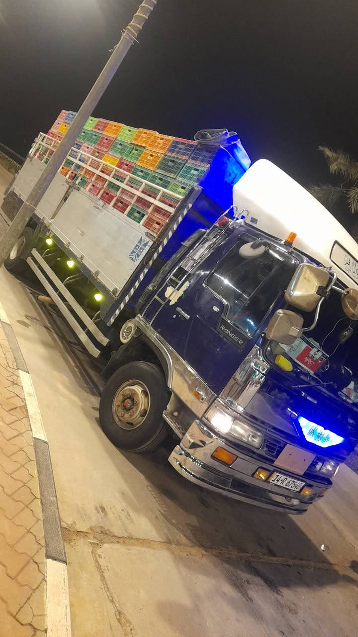 طيره للبيع مكينه ٧٠ سوبر لاصرف ولا بخار تخم تاير جديد شاصي ٦وربع. رقم بصره دولي  كفاله عامه من شاصي وحداديه ترايك من الفاو لزاخو السعر ١٦٥  عنوان سياره نجف قضاء المشخاب

***********
