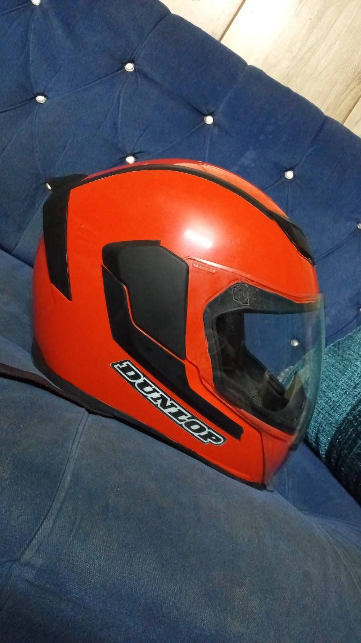 سلام عليكم خوذه ايكون للبيع مصبوغه بجديد اصلية الخوذه وياها جامه مضلله قيم وأخذ ***********7
