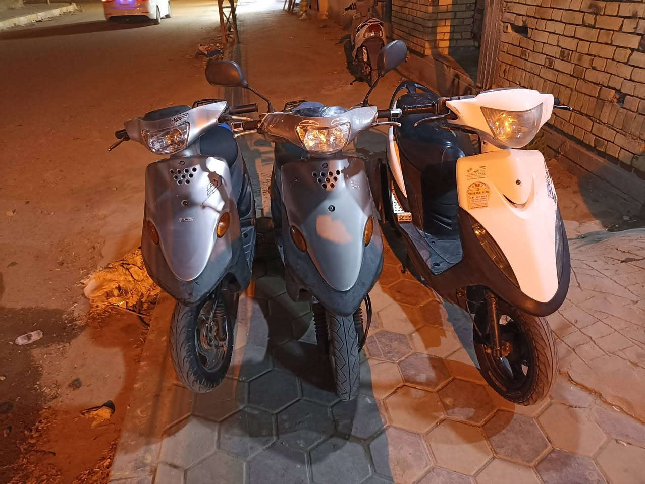 درجات ماكسات عدله زائد بيدي نظافه 90% كامل مواصفات كل نقص ما بيهن مكاني ناصريه شهداء***********
