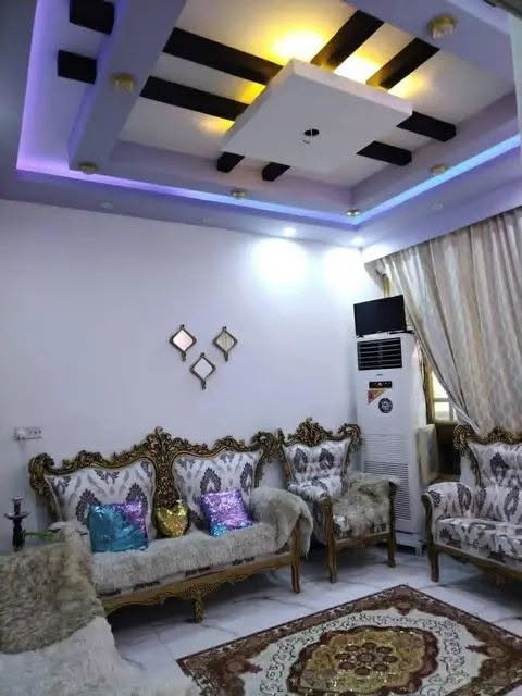 دار زراعي ١٠٠ × ٢٠ طابقين للبيع الطابق الاول يكون من استقبال +صاله +مطبخ +غرفه +صحيات داخليه و خارجيه 
ملاحظه سقف الطابق الاول جبسن بورد عمل مغربي الطابق الثاني يكون من غرفه نوم عدد(٢) +صاله +صحيات + بيتونه ملاحظه سقف الطابق الثاني سقف ثانوي ارضيه البيت سيراميك من الطابق الاول إلى البيتونه 
عنوان الدار :زراعي التحرير (محمد ليلى )قرب جامع المدينه المنوره الجزء الثاني سند ٢٥
***********
