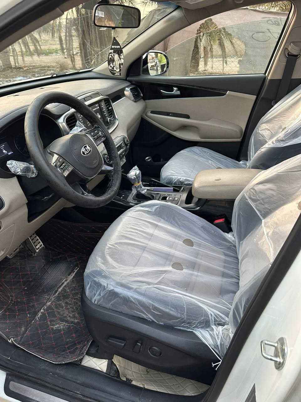 سورنتو موديل 20 بانوراما واحد على واحد كامل مواصفات جاهزة نظيفة بيها قطعة واحدة على البارد قليل حگ شبر ماشية 105 السياره باسمي المكان بغداد سعرها 275  الاتصال واتساب ***********
