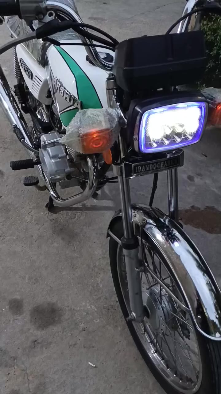 سلام عليكم دراجه اربعه كير لبيع موديل ٢١ الدرجة جاهزة كهربائيات كله شغاله تايرات جدد الدراجه جاهزة ومكفوله وكيله بكربلاء شلعه ومعدل ونعومه فول سعرهه ٥٢٥وبيه مجال بسيط مكاني اطوريج اوراق اسكنر ***********
