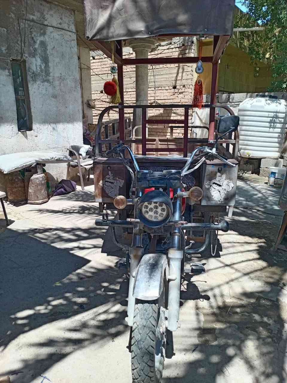 ستوته مكينه عشرين أوراق كامله كهربايات كله شغاله سلف هندر لايت عالي وناصي السعر ٨٥٠وببه مجال بعقوبة كاطون الرازي اتصل على الرقم ***********
