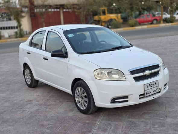 ئەڤیۆ 2009 
مەکینە گەورەی گێڕ عادی
بێ مەسرەف
چوار تایەی تازە
تەقەو ڕەقەی نیە
پێنج پارچە بۆیاخ
یەک قرچی بچوکی هەیە
سەنەوی بەسەرچوە
بەناوی خۆمانە

سیعر((  49 گەڵا کۆتای 

شوێن هەڵەبجەی شەهید

*********** حلبجة
