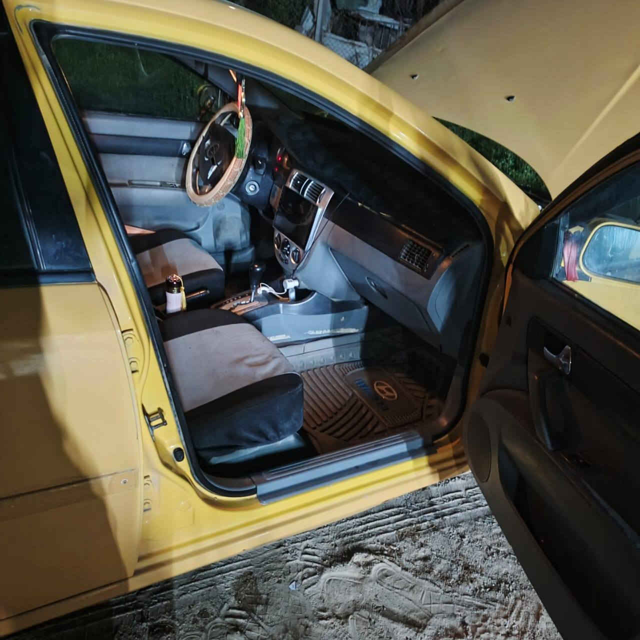 سلام عليكم اوبترا 2011.   كامله  مانقصه شي  ممحرك كير  خير من لله.   سنويه  بعدهي مامنتهيه.   لل 2028.   فقط مراوس بسياره ارنب  نضيف. تصال عل رقم ***********
