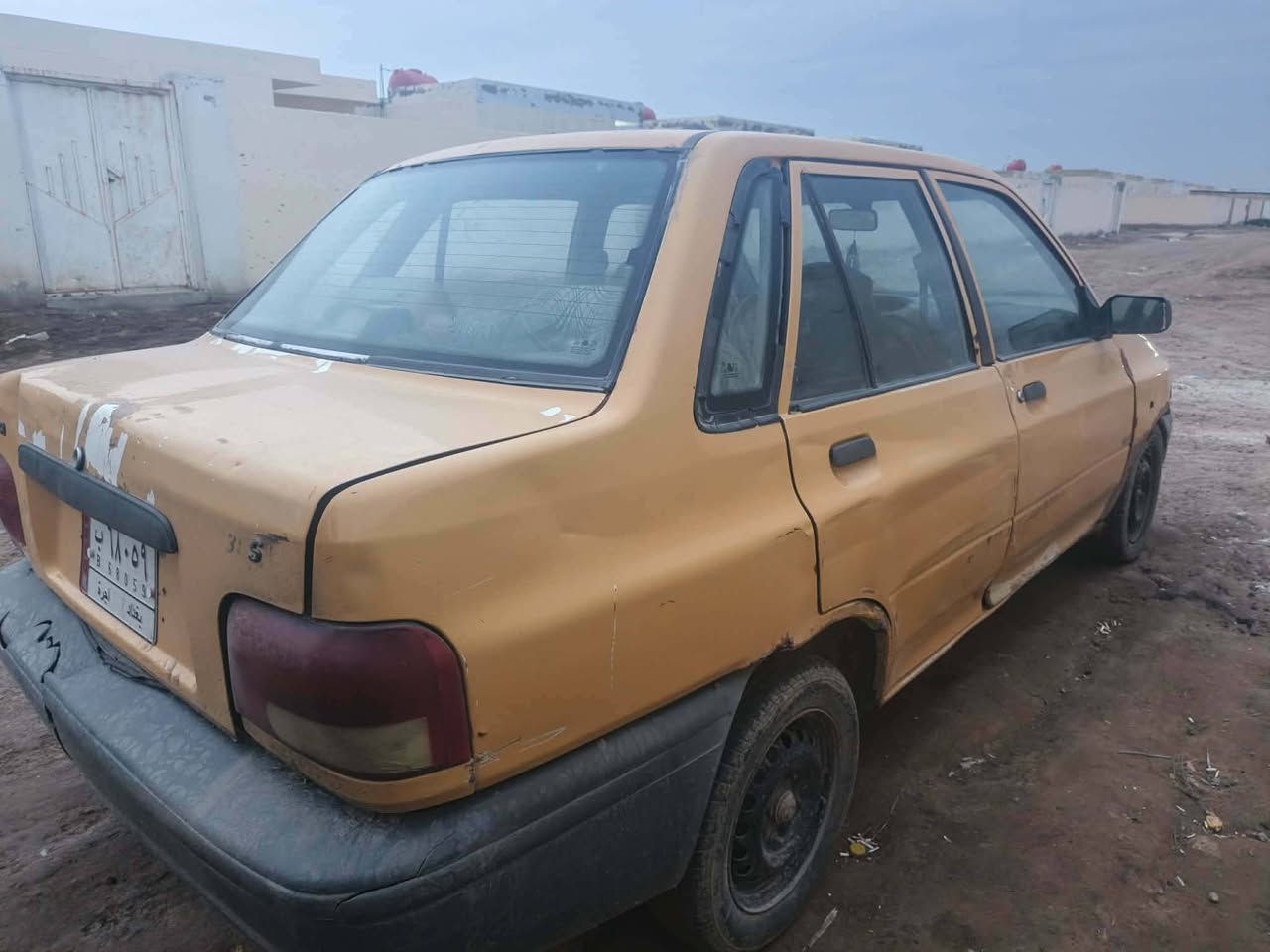 سايبه للبيع موديل ١٢١٢ رقم بغداد سنوية ٢٧ هيئة مصفره غرامات ماعليه مالك بل دوانيه سعر ١٦ وبيه مجال مكينه دخن سياره شغاله رقم الهاتف ***********
