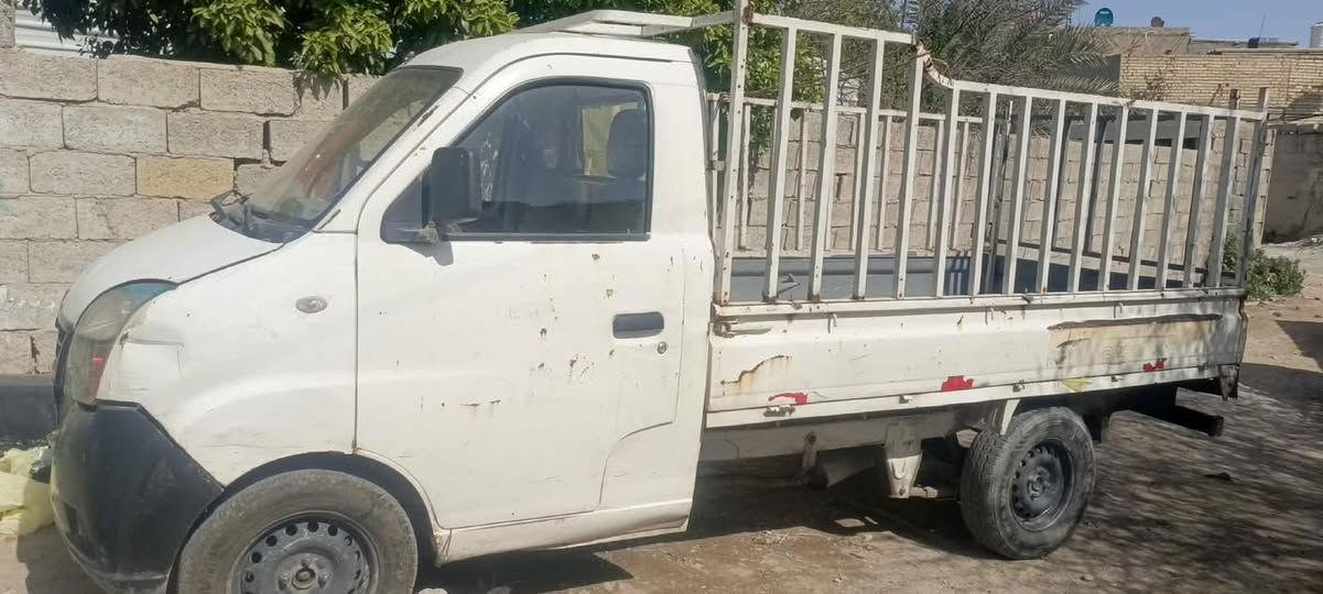 السلام عليكم بعد التوكل على الله شيري ليفان رقم بغداد الماني سنويه 28صدر توني اشتغلته كهربائيات شغلات شاصي نظيف الكشر هم نظيف السعر ٢٣وبيه مجال 
يشلع عيني وياخذها 
***********
