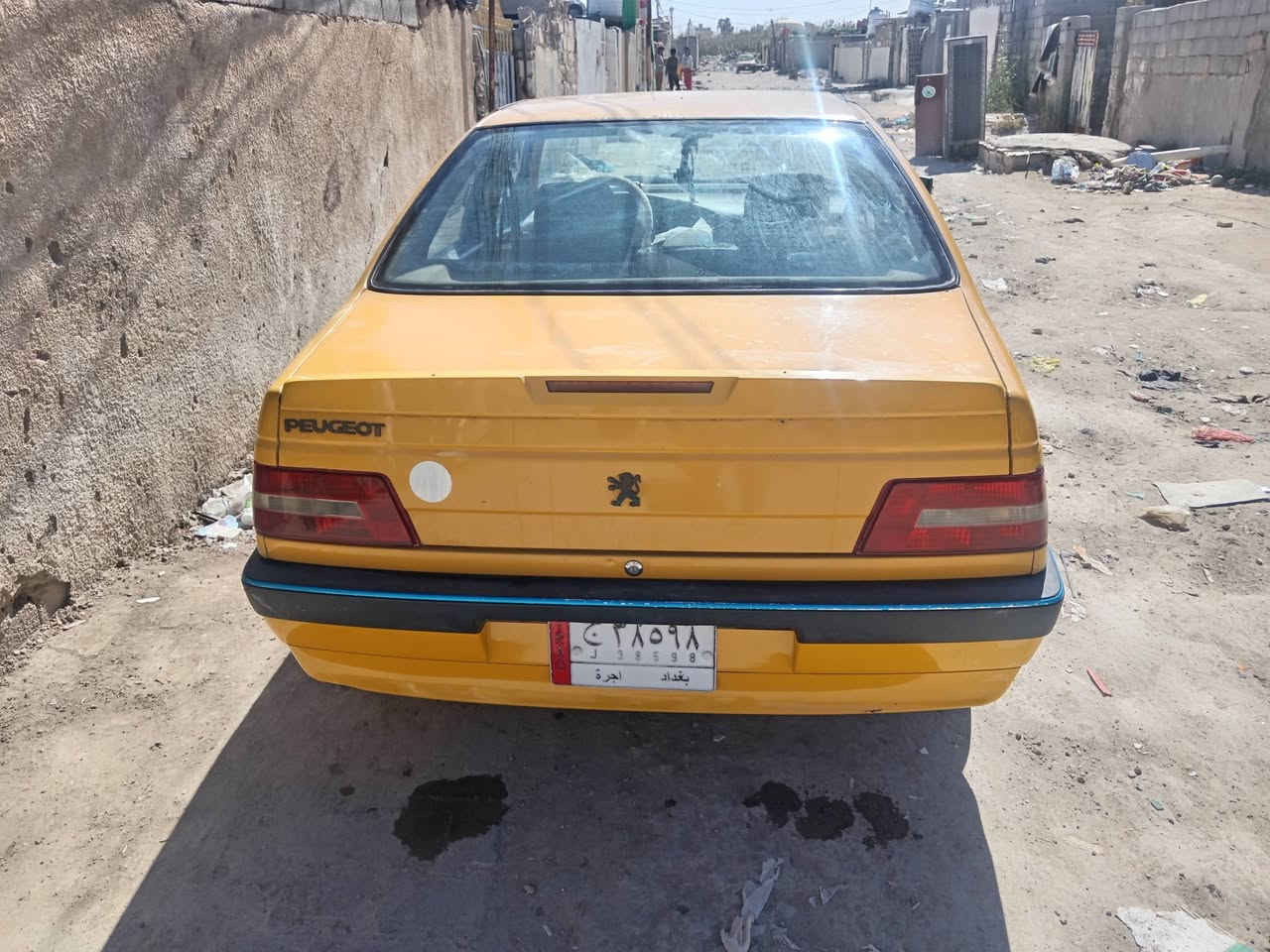 بيجو للبيع 405 تبريد شغال موديل 15السعر 38 وبيهه مجال العنوان كربلاء حي شهداء  موضفين يم الاساله سنويه صاقطه رقمي***********
