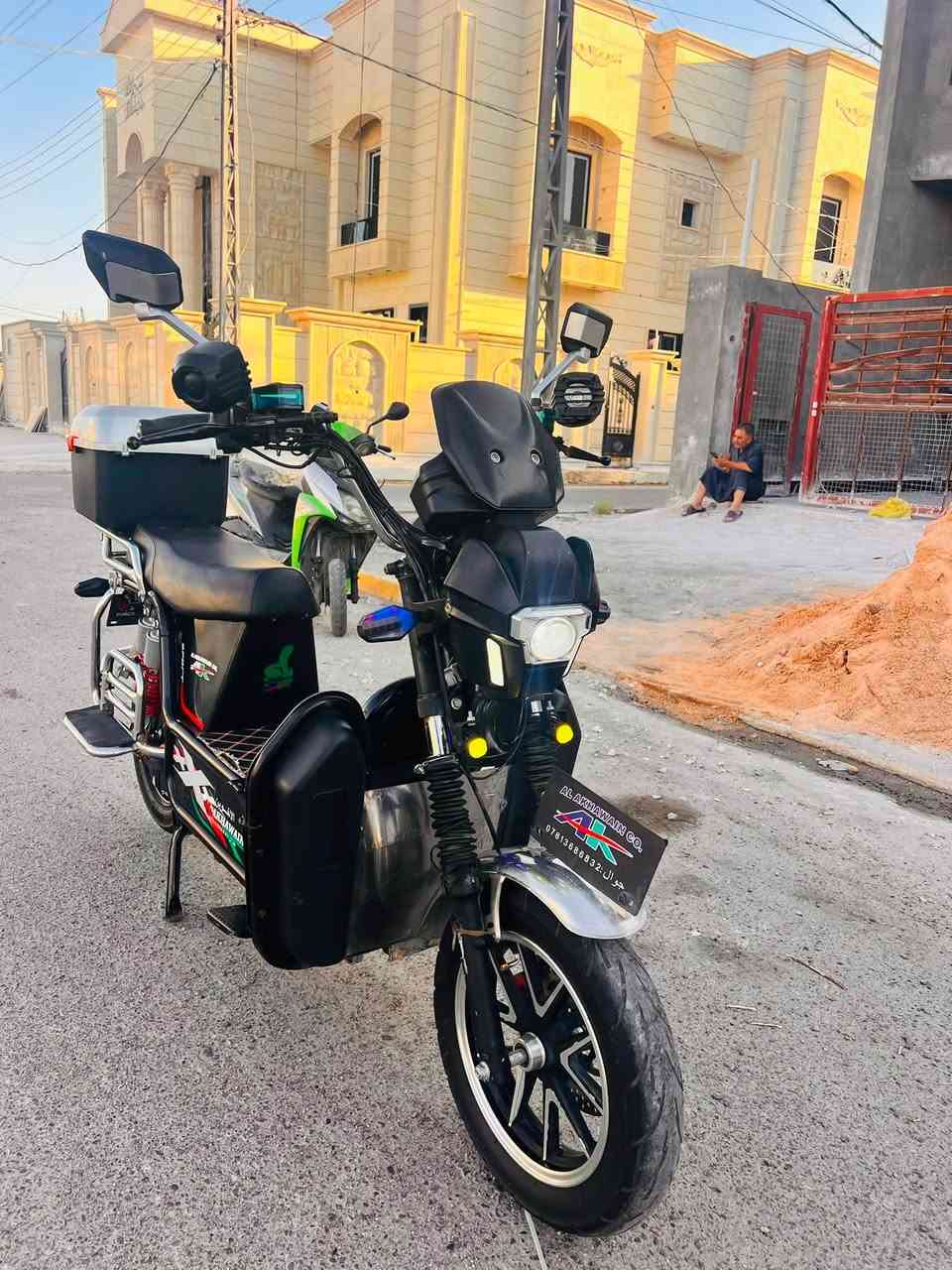جبلي للبيع ام البصمه 
نضافه فول 
6 بطاريات ع الفحص 
جهاز نذار مانع السرقه 
ام بي 3 
السعر 550 وبي مجال 
***********
‭***********
