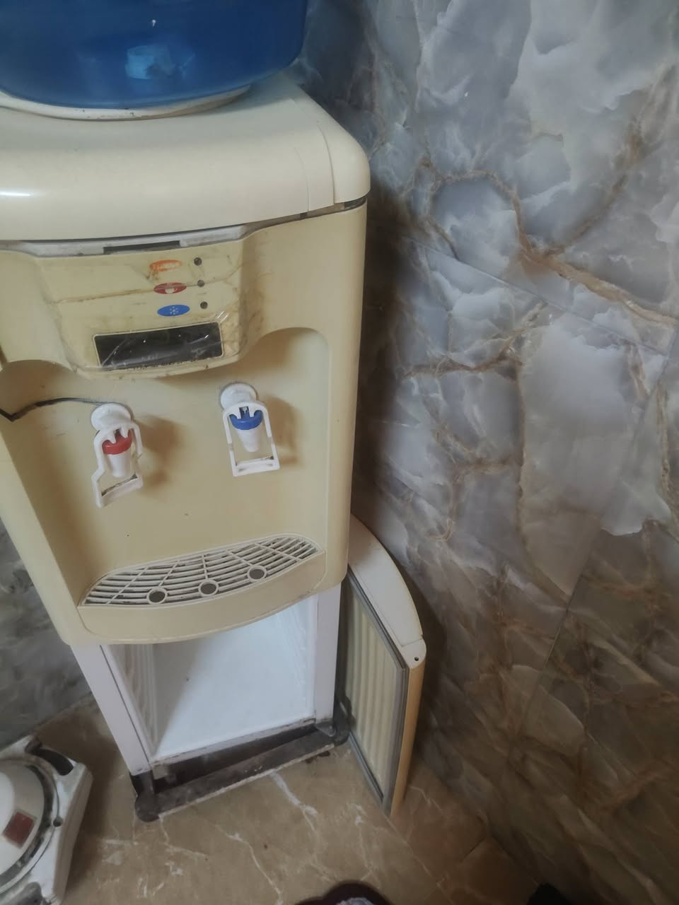 للبيع


**إذا كنت صاحب هذا الإعلان وتريد حذفه لأي سبب، رجاءا أرسل رسالة إلى الدعم الفني**