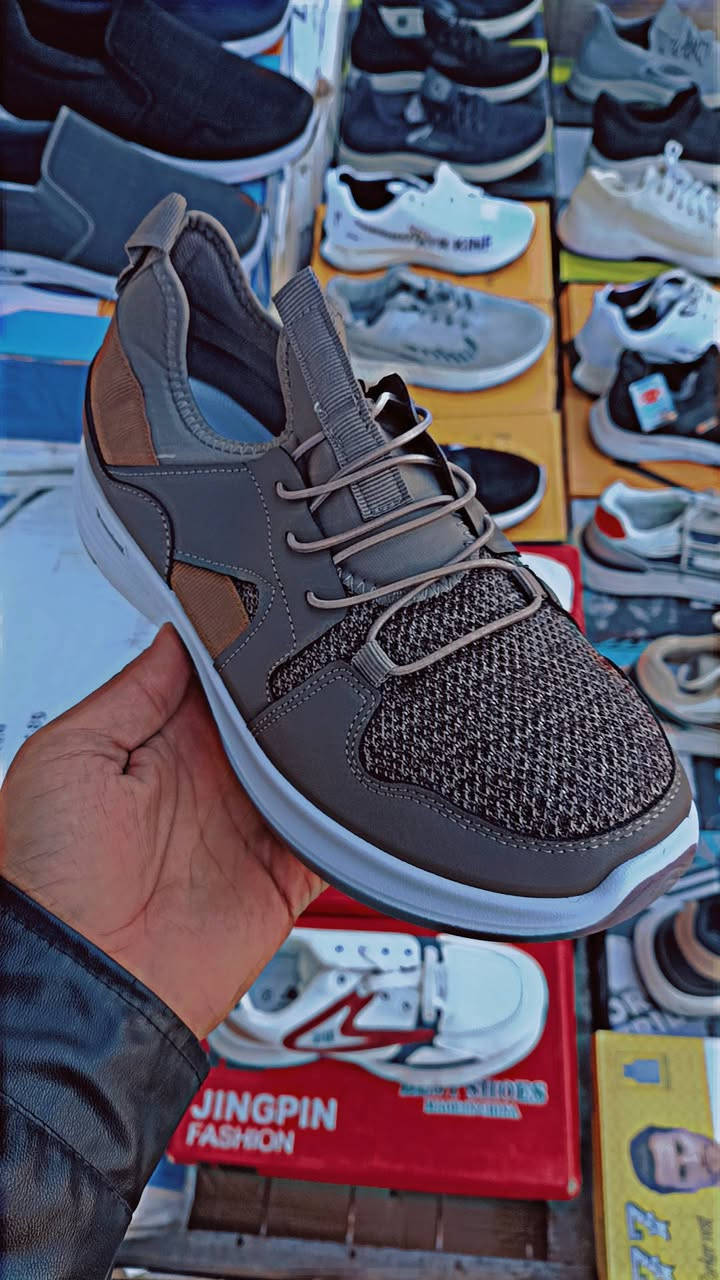 وصول وجبة جديد من الاحذية التركيا 🇹🇷

قياسات من40الئ 48 

كل شكل يكول اني احلا من الثاني 😍

بسعر 10الاف بس 😉
_____________________________________ 
عنوان سوق العصري قرب بيت كتاب للعطاريات

واتساب ***********✅
