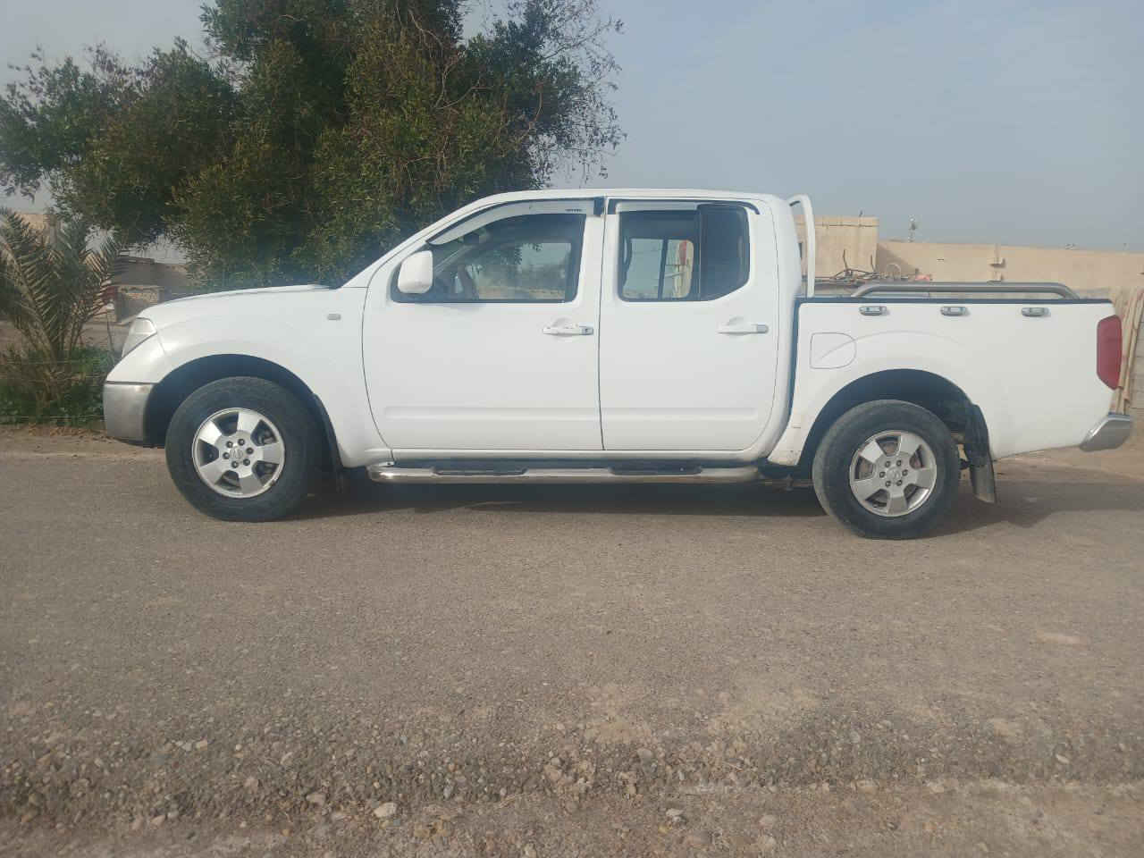 سلام عليكم للبيع نيفاره موديل 2009رقم واسط كير وتماتيك  سنويه قبل سبوع من نفذت بيها جاملق صبق وتكمه مل السايق ولباقي مكفول مكينه وكير وكسن وشاصي كله نضيف تخم تاير حداده جديده عنوان ميسان ناحيت كميت السعر 80وبيها مجال/***********
