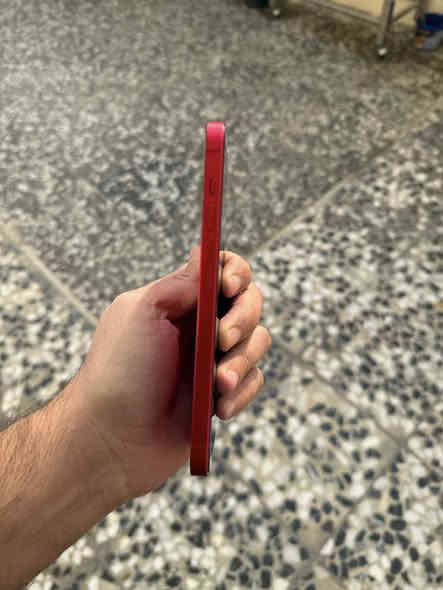 السلام عليكم 
ايفون 14 بلاس احمر ذاكرة 256 بطارية 84 بلادي الجهاز 

لا تصليح ولا شي 

شريحة الكترونية 

السعر 625 وبي مجال للشراي 

مكاني بغداد البياع 

***********
