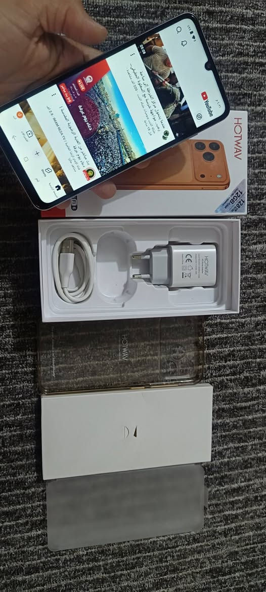 للبيع  مستخدم سبوعين فقط

هوت ويف A17 PRO MAX

شاشة بحجم 6.7 بتردد 120 هيرتز

ذاكرة 128 

عشوائية 12

بطارية 5160 ملي امبير

كامل المحلقات السعر 150 شراي اتصال ***********
