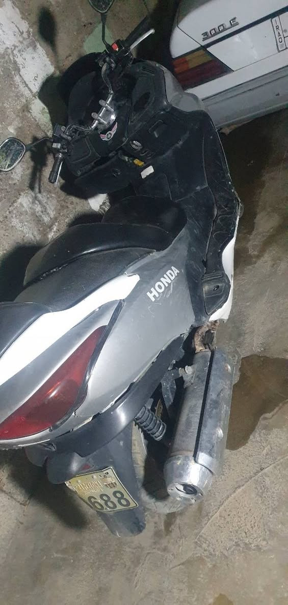 السلام عليكم دراجه ڤورزه للبيع دراجه خير من الله السعر 400 وبيها مجال حك  جيه ديالى جلولاء


**إذا كنت صاحب هذا الإعلان وتريد حذفه لأي سبب، رجاءا أرسل رسالة إلى الدعم الفني**