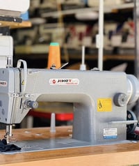 مكينة جاكيت • جديده • مكينة خياطة