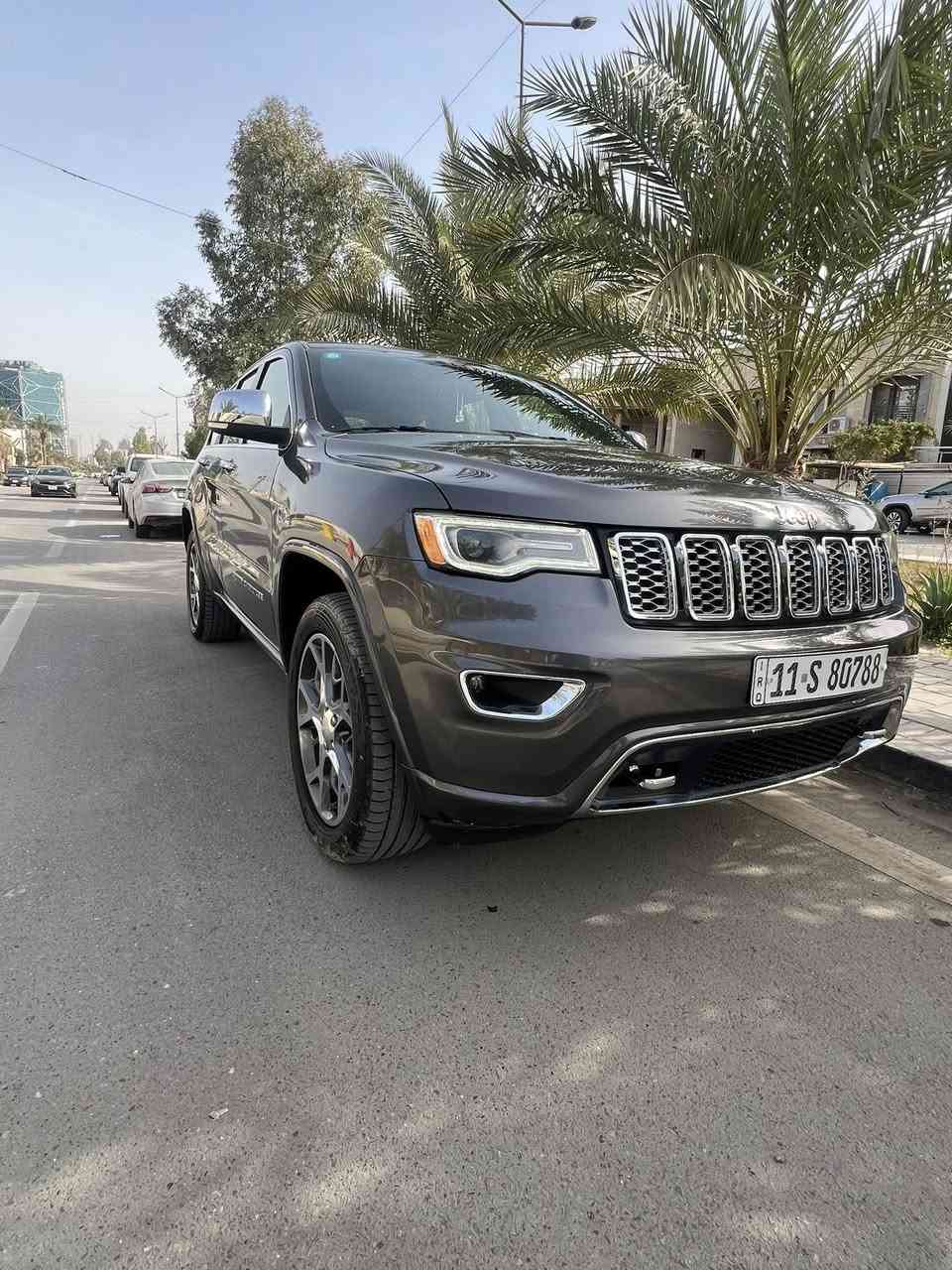 السلام عليكم
جيب اوفرلاند وارد امريكي 2021 للبيع رقم بغداد 
العداد 36  الف ميل فقط يعني بالكيلو ٥٧ الف 
محرك ٦ سلندر ٣٦٠٠ 
الموصفات
بانوراما 
بصمة 
تشغيل عن بعد 
فور ويل ماوس 
جكات تصعد وتنزل السيارة ٣ وضعيات
لايت led بلادي
كشنات جلد 
كشنات كهرباء وخزن ميموري
تدفئة وتبريد بالكشنات 
شاشة جبيرة ابل كار بلي وكامرة دوارة
رادارات جانبية نقاط عمياء
رادار خلفي وحساسات 
صندوق كهرباء
كروس سرعة
نظانم اوتو ستوب تطفأ بالازدحام للاقتصاد 
تخم تاير جديد
سيارة جاهزة من كلشي 
اعلى مواصفات بالاوفرلاند 

الضرر موضح بالصور فقط بنيد
بيها من امريكا كلير بالجاملغ الايمن وبابين جهة عكس السايق بدون ضرر فقط كلير 
بدون شاصي بدون لغد

محرك كير مكفول
مكاني بغداد حي العدل
*********** موجود واتساب
السعر ٢٤٨ ورقة وبي مجال للشراي
