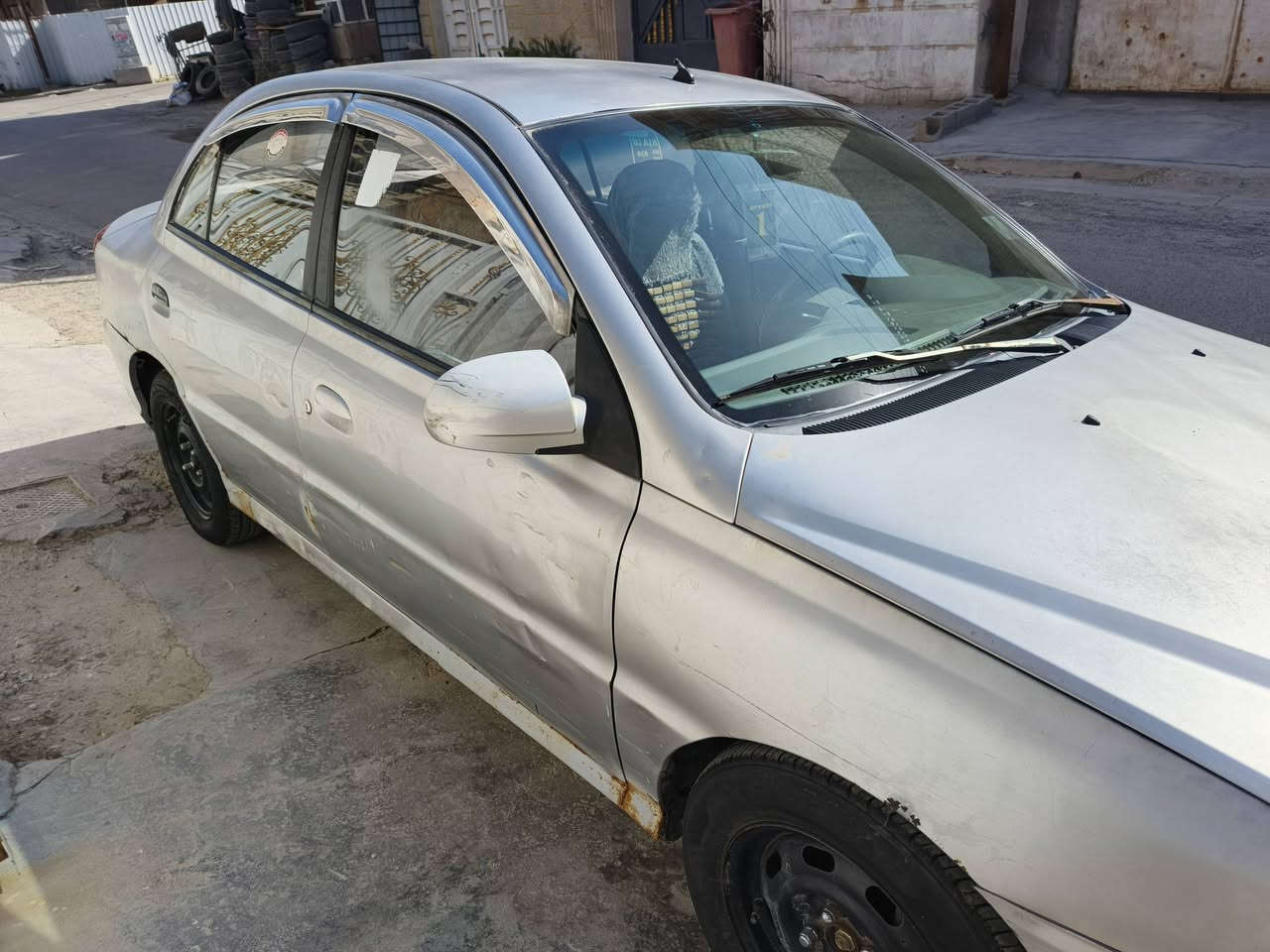كيا ريو موديل 2004 
سعرها 40 وبيها مجال حق الجيه


**إذا كنت صاحب هذا الإعلان وتريد حذفه لأي سبب، رجاءا أرسل رسالة إلى الدعم الفني**