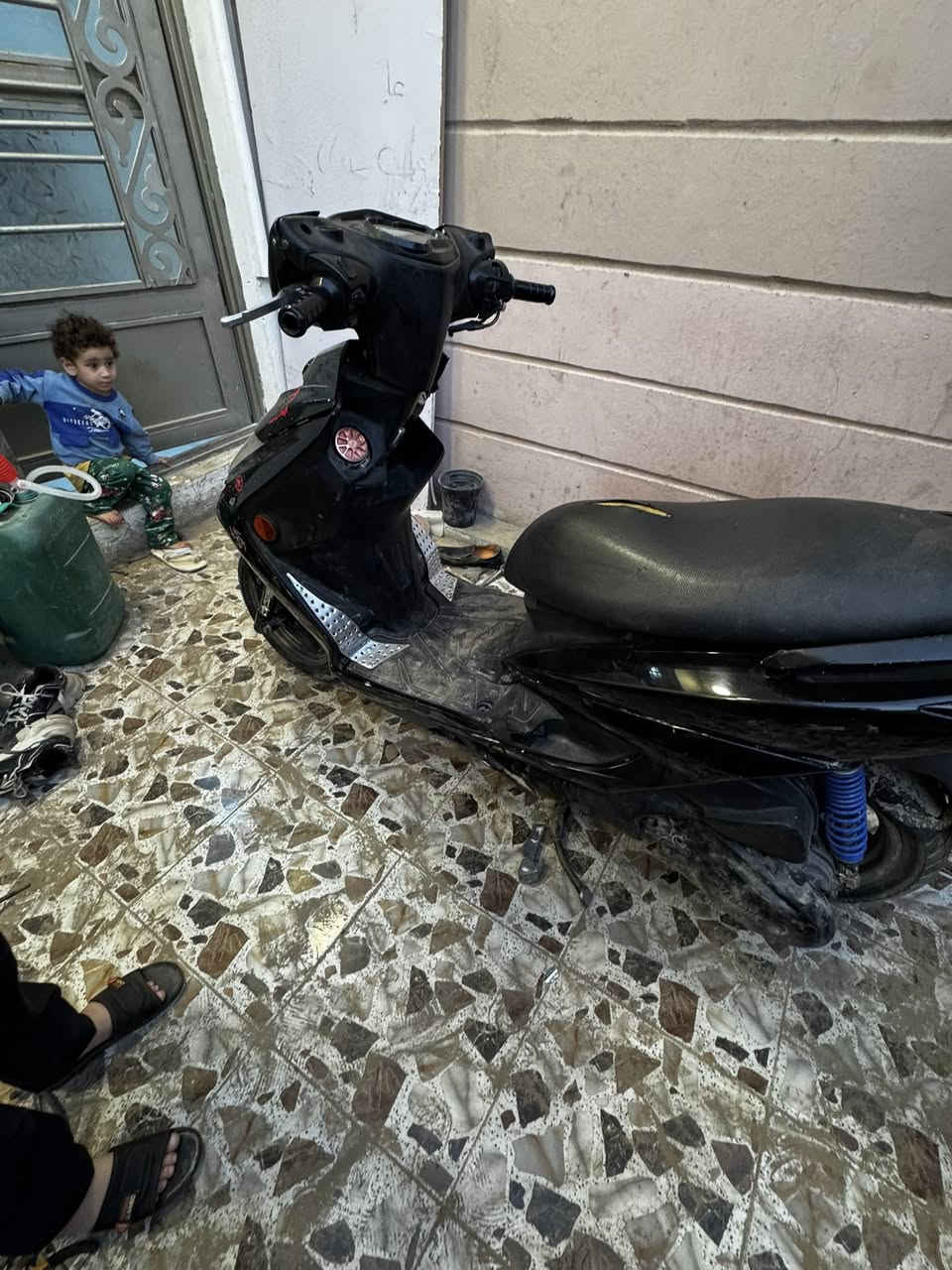 السلام عليكم سكنس لد ياباني حديث للبيع مكفوله مكينه ما مفتوحه كهربائيات شغاله السعر ٨٥٠ وبيها مجال بسيط لاتصال *********** وتساب ورصيد مكاني بغداد
