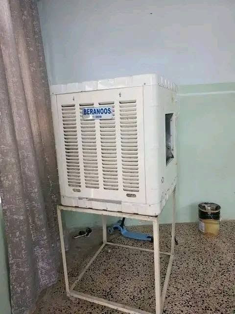 للبيع مبرده حجم 2 ونص نظيف شرط شرط شغال قليل مستخدم سعرة 90 الف بي مجال موصل القديمه
***********
