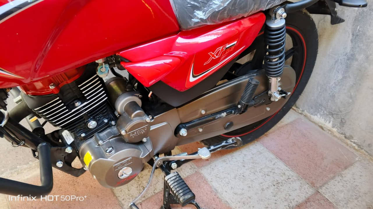 اسسلام عليكم
دراجة شاينك أوراق سكنر موديل 2025 الدشبول الجديد دراجة خير من الله جديدة صار أسبوع من ماخذها وصار ظرف عندي و أريد أبيعها وبالعافيه ع ياخذها تجي تفحص و تروح 
دهن جديد بانزين محسن من أخذتها لحد هسه سعرها 950 
مكان بغداد الدورة الميكانيك

الرقم : ***********
غير متواجد ع فيس
