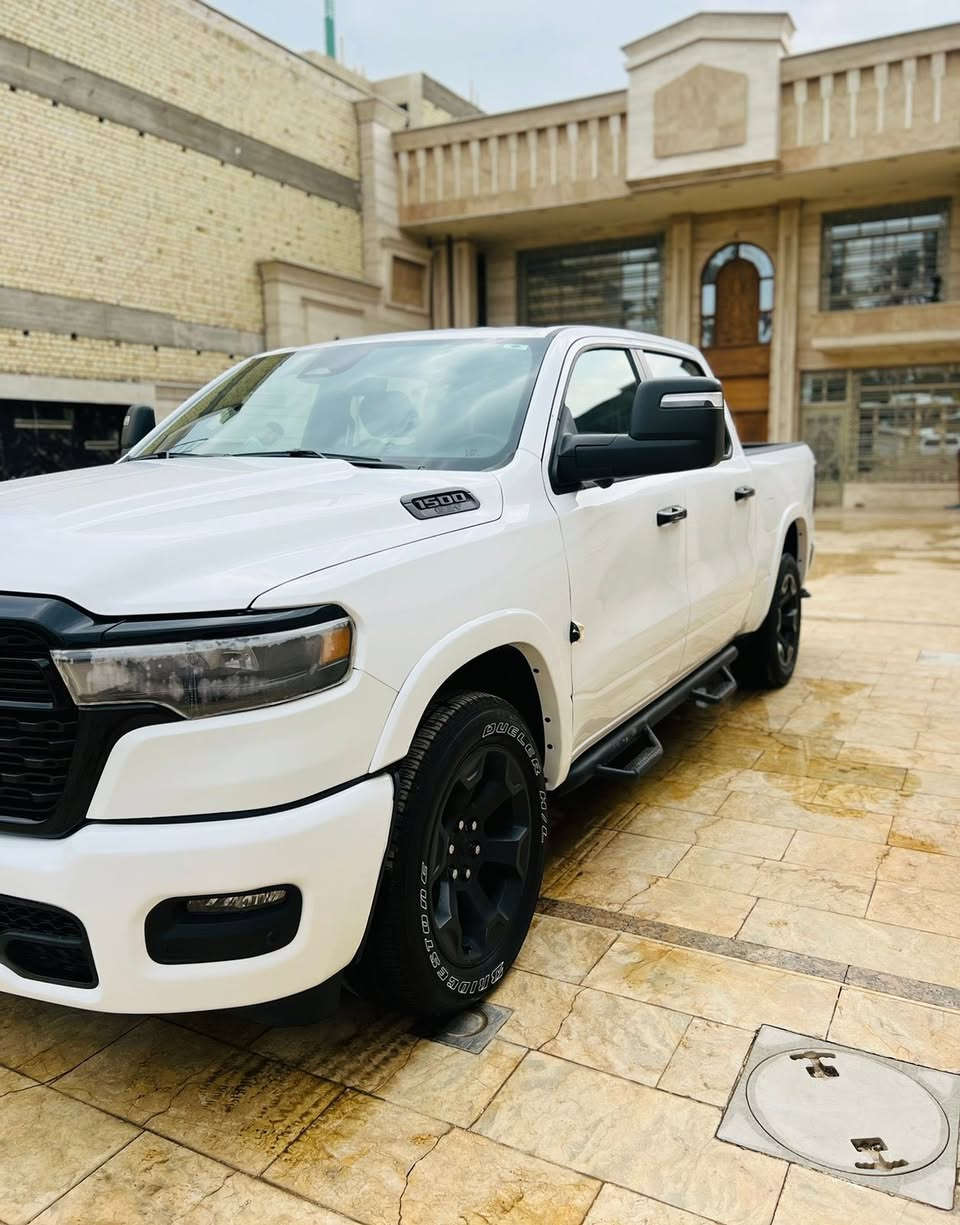 الوحش الامريكي ✅

‏RAM BIG HORN/LONE STAR 1500  2025🔥

السيارة ماشية ٧ الأف

 ( السيارة باب طويل بدي قصير المرغوب🔥 )

محرك : 6 سلندر تون تيربو الجديد  4x4 دفع رباعي

مواصفاتها : 

رادار امامي✅

رادار خلفي ✅ 
نظام تحذير ⚠️✅

مقاعد كهرباء✅

مقاعد تدفئه✅

شاشه ايباد✅ الشكل الجديد🔥

عينة دجتل✅

نظام اطفاء المركبة✅

تحديد مسار✅

تحذير امامي✅

كير تعليگ✅

باب خلفي كهربائي✅

تشغيل عن بعد ✅

دواخل ترحيب✅

تدفئه مقود✅

مودات قيادة✅

مداخل USP + تايبسي✅

انارة بالبدي✅

وهواي مواصفات بيها بعد مواصفات Lone star معروفة✅

السيارة جديدة احلى من الصور
مكان السيارة بغداد الكاظمية 
للأستفسار ***********

