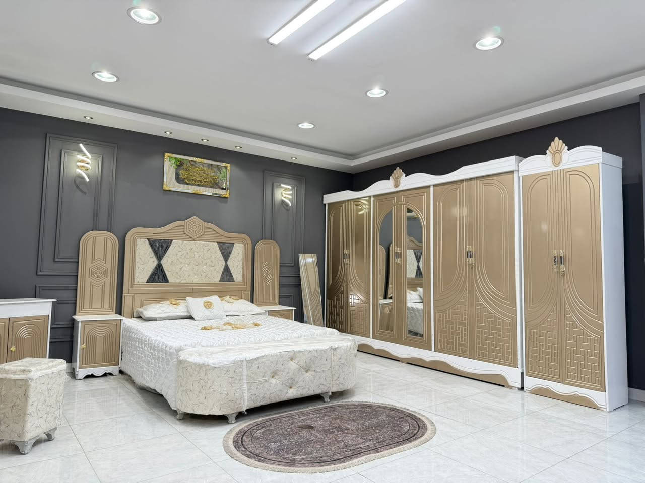 غرف نجاره عراقيه 💯💯

تتكون من 8  قطع 
عرض الكنتور 3 و20سم
ارتفاع الكنتور 2 و20سم
السرير بلوك ٦ ارجل
طول السرير 200 سم 
عرض السرير 160 سم 
الضهر براغي

🏃‍♂️للطلب والاستفسار يرجى التواصل خاص🙂🫡


**إذا كنت صاحب هذا الإعلان وتريد حذفه لأي سبب، رجاءا أرسل رسالة إلى الدعم الفني**