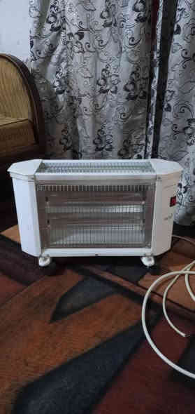 اثاث منزلي بأسعار مناسبه المكان الزعفرانيه شارع شركه الزوراء العامه الاستفسار الاتصال على *********** على الرصيد فقط
