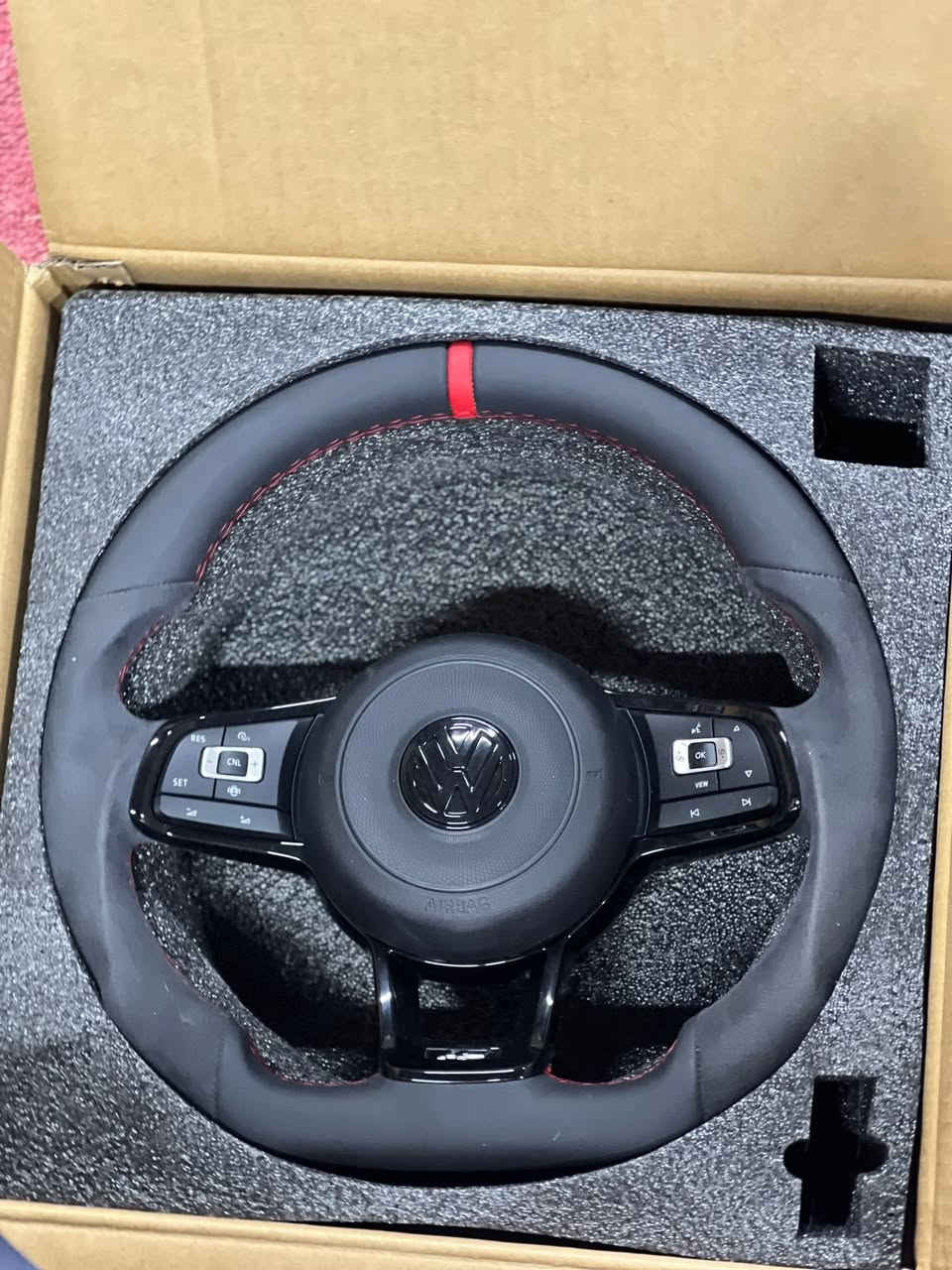 ويل HRE performance
18 inch
لون اسود طافي (مات) بلادي ما مصبوغ 
بشرط ما بيه كسر & فطر & لحيم
وياه تايرات مستعمل نظيف 
تايرات ٢ سايز
امامي ٢٢٥-٤٥-١٨
خلفي ٢٣٥-٤٥-١٨ 

ستيرن vw 
Tsi-Gti-Gli
جديد كبس بالكارتون 
جلد + شامو 
خياطه احمر
ريد لاين
قالب سبورت
اطار بلاك بيانو اسود لماع
لوكو اسود لماع + ارباك 
بيه بادل شفتر (حتي اذا سيارتك بدون مواصفات يشتغل ) 
تحكمات (دكم) كامل وياه
ماتحتاج اي شي اضافي مثل برمجه او تغير دكم او اي شي 🔥

لايت كولف 
GTI خط احمر
Mk7.5 2018-2021
نظافة ٪؜١٠٠ 
مستخدم قليل 
كل شي شغال بشرط
ممفتوح 
جاهز عليه ليدات عالي&  ناصي  ابيض 🔥 

اربيل
واتس اب 
0772 124 7005
