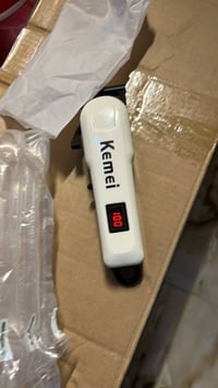 ماكنة حلاقه • كيمي