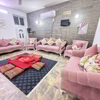 تخم ١٠ مقاعد نظيف جدا تسكام ثقيل سعر ٥٥٠ ألف  مكانة البلديات 077116237...