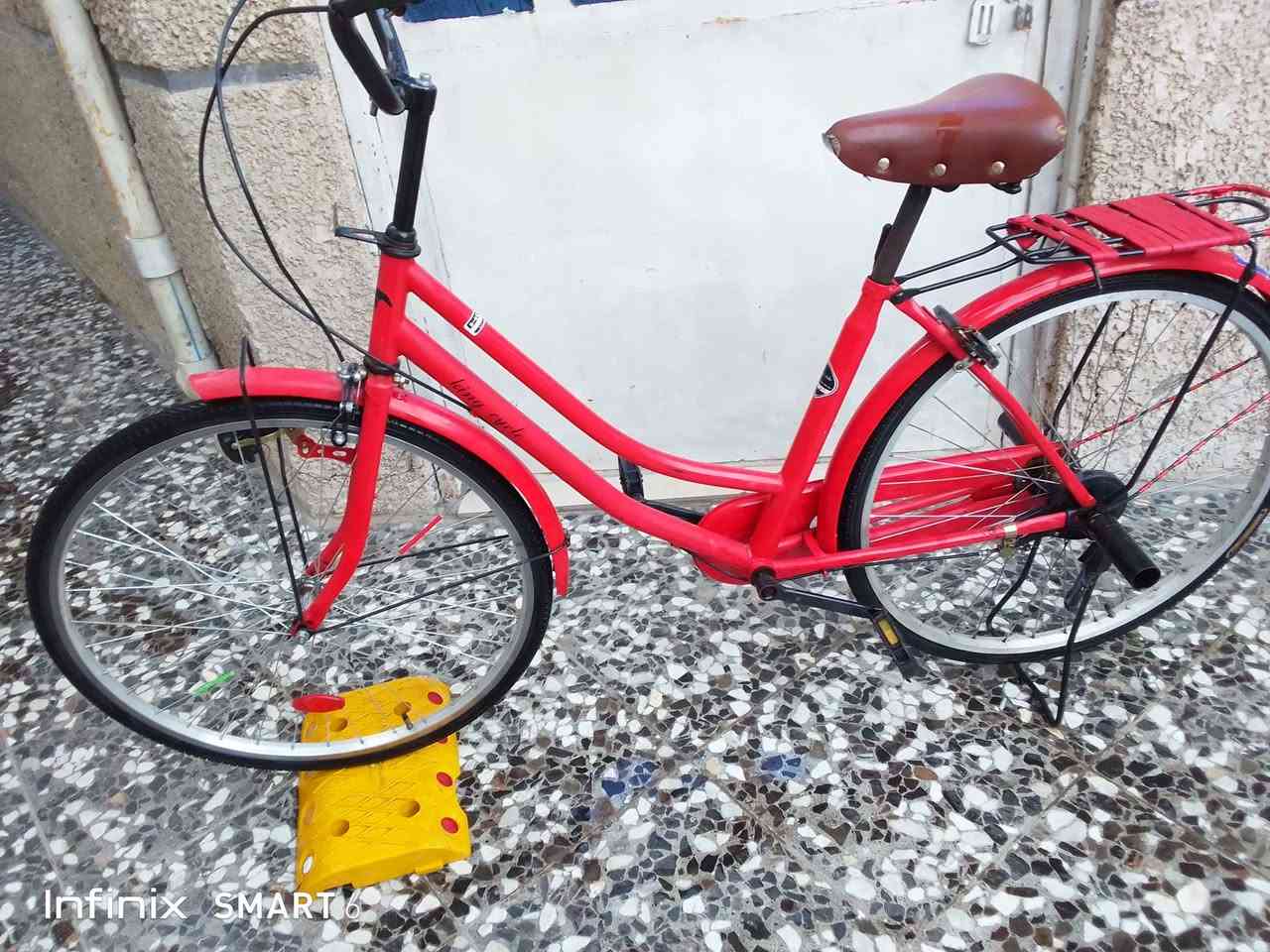 سلام عليكم بايسكل للبيع فول حجم 26 كامل مكمل بس الويل الوره شوي بس عواج أو بي صوت صورت مقطع أو طلعت الصوت قليل كلش البيسكل حلو الله شاهد جديد العنوان بغداد البلديات الضباط قرب مدرسة زين القوس السعر ...80 الف


**إذا كنت صاحب هذا الإعلان وتريد حذفه لأي سبب، رجاءا أرسل رسالة إلى الدعم الفني**