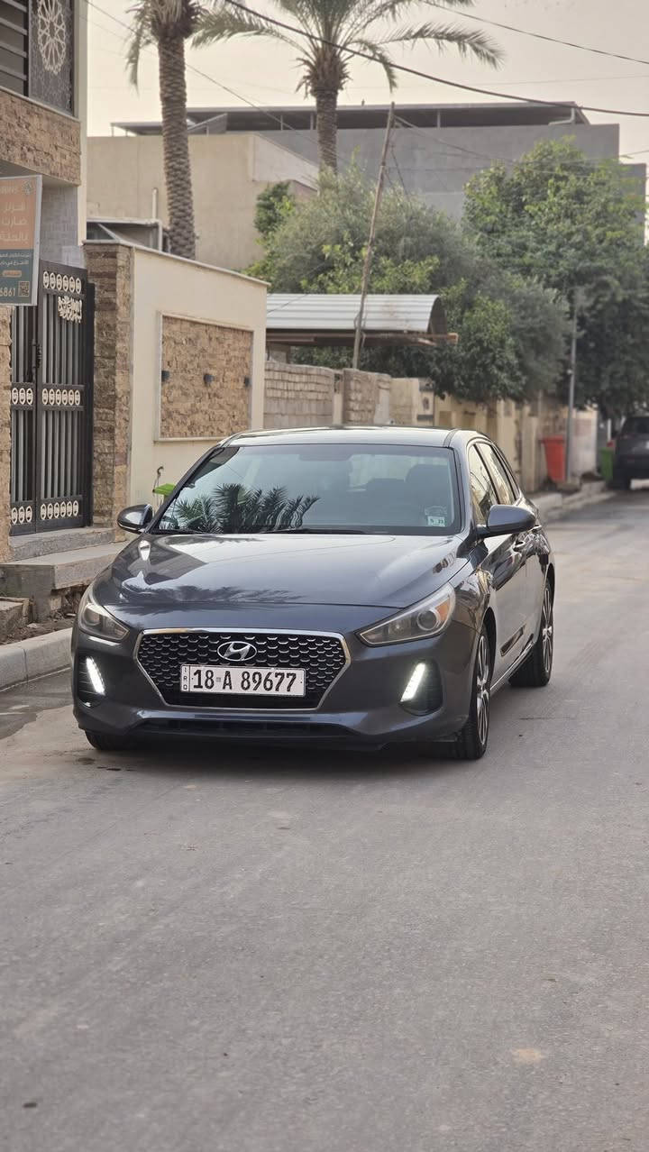 السلام عليكم للبيع هونداي النترا هاج باك موديل ٢٠١٨ وارد أمريكي نص فول مكينه ٢٠٠٠ ماشيه 42 حادث  موضح بلمنشور بلمنشور بدون دواخل  رقم بأبل دولي بسمي  السعر ١٠٩ وبيه مجال  الأتصال *********** مكان السياره حله حي الكرامه
