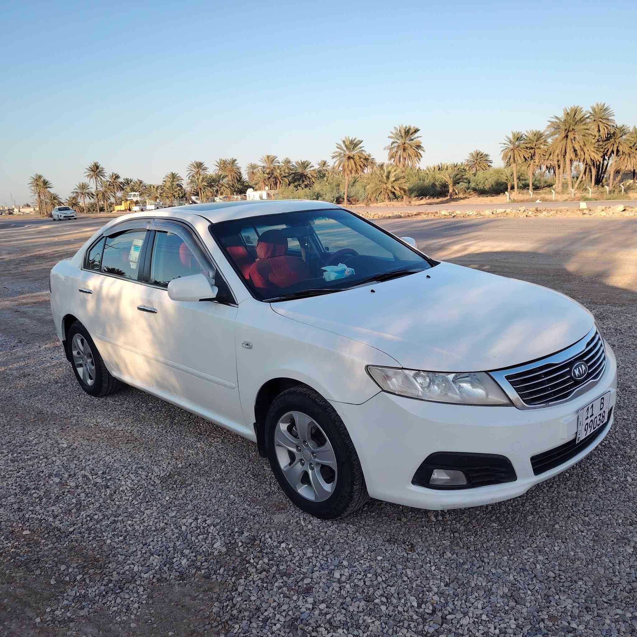 السلام عليكم 
كيا اوبتيما 2009 خليجي كفاله عامه 
گير محرك 2000 دوش مكفول 
فتحة قماره اشاير جانبية تحكم ستيرن 
تخم تاير كهربايات جاهزه كلها 
سياره حلوه متخسر عليها ربع 
اللون ابيض صدفي 
رقم بغداد بسمي ثاني يوم تحويل 
السعر 135 وبيها مجال قليل 
المكان واسط قضاء الحي 
***********
