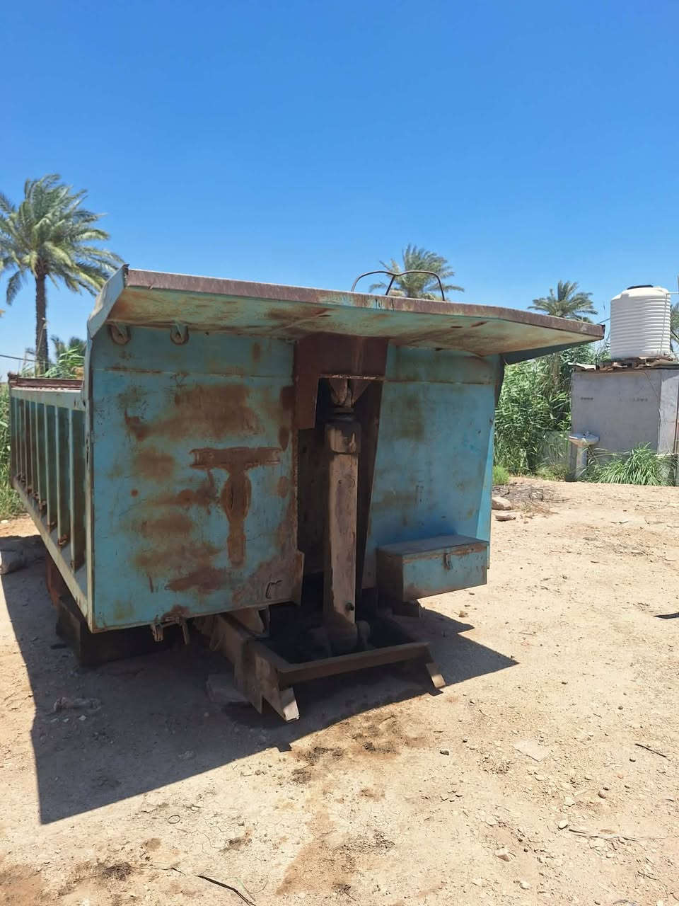 بدي ألبي للبيع
الطول 5و 10 السعر 27وبي مجال

***********

***********
