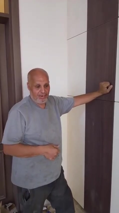 إكمال تنظيم كهربائيات احد الاخوه في منطقه زيونه شارع الربيعي وتنصيب فقط بورد ميزانية واضافه اجهزه حمايه لجميع سبالت سبالت البيت للاتصال *********** يوجد واتساب مقاطع فيديو للعمل
