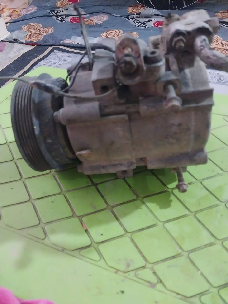 كمبريسر تبريد ستاركس مفتوح مال كصة شرط الفحص سعرة ٦٠
كيج حماوة خارجي بالجيس مامستعمل لجميع السيارات سعرة ٢٥
رقمي ***********
