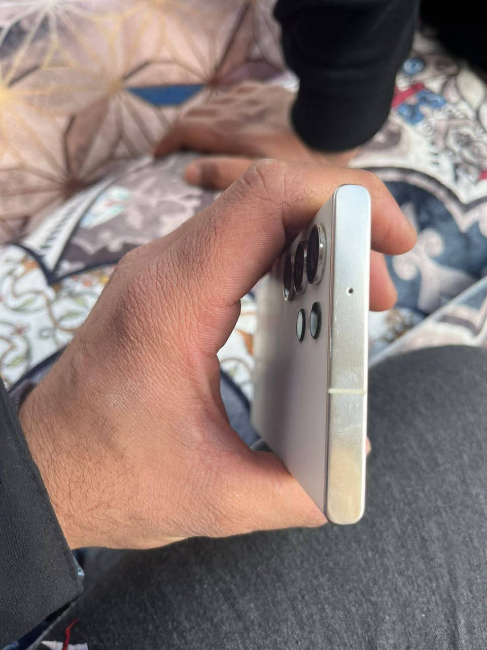 السلام عليكم
كلكسي اس ٢٣ الترا ذاكره ٥١٢  نضيف استعمال شخصي  للبيع
ب٧٢٥ الف  مكاني بغداد


**إذا كنت صاحب هذا الإعلان وتريد حذفه لأي سبب، رجاءا أرسل رسالة إلى الدعم الفني**