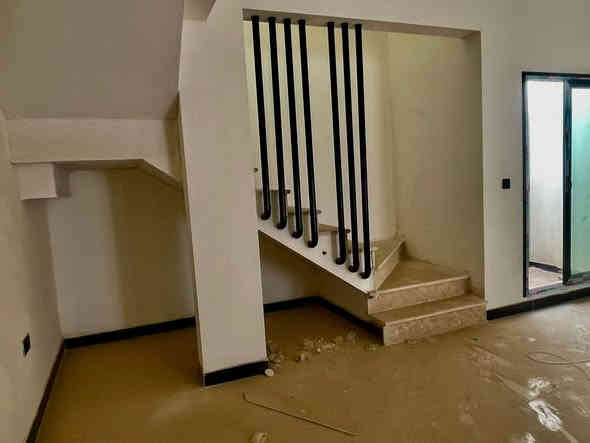 ( دار للرهن  مجمع اللؤلؤة عمود 100 )
مساحة 150 م طابق ونص

بناء جديد وراقي《 موقعه مميز  جدا 》غرفتين ، صالة ، استقبال، مطبخ ، صحيات 

✨ الرهن 40 مدة ثلاث أو اربع سنوات

#للأستفسار اتصل على :
***********   (يتوفر واتساب)
