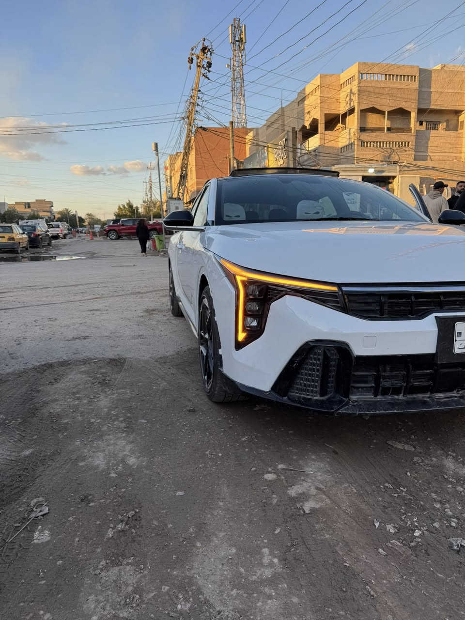 كيا الشكل الجديد K4 جيتي لاين موديل 2025 وارد امريكا محرك 2000 دوش بدون ايرباك ماشية 15 الاف فقط يعني زيرووو الحادث موضح بل صور فقط مكفوله شواطي ولعود حته جسر لأسود مال دعاميه ممبدله دعاميه اماميه مالتها بلاد الباقي كفالة عامة تبديل باب وحاملغ فقط والايرباك والغرق مواصفات فول 1/1  فتحه بنراما  جلد تدفئه بلكشنات  بصمة التشغييل تشغيل عن بعد شاشة متصلة دجتل سايد بريك بصمة رادار امام ورادار خلفي وجانبي وكرسي كهرباء شحن لاسلكي القيادة الذاتيةة وباقي مواصفات الفول -ملاحظة السيارة بدون رقم ترقم بسم المشتري
مكاني بغداد الدوره 
***********
