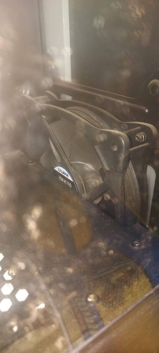 السلام عليكم اخوان pc مستعمل لل بيع الموصفات كل تالي
I7 9700k
Rtx 2060 super 
2 tb hhd 
SSD 256gb 
Msi motherboard Z390
16g ram T-Force 2666Mhz
Zalman 600W PSU
Zalman Tempered glass Case
تبريد مائي مغلق لمعالج
الحاسبه نظيفه ول معجون الحراري مبدل 
بس ناوي احذر تره المروحي الأمامية عطلانه موجود باخر صوره
رايده ب 550 وبيه مجال السعر يتناقش لمهتم خل يراسلني خاص او على هاذ الرقم ***********  العنوان بل ناصريه و توصيل محافظات موجود
