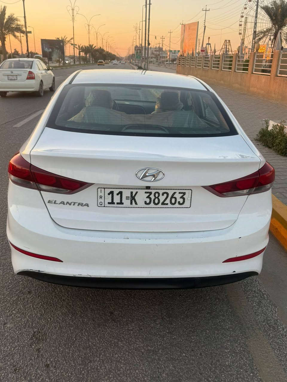 سلام عليكم سياره نوع النتره موديل 2017خليجي فول مواصفات واحد عله واحد فتحه شاشه كامره حساسات تحكم ستيرن جهتين خمسه ويل كب شاير مري تحكم مري مري شفط كشنات  جلد تدفاه تبريد قطعتين كفاله كير مكينه حداديه تخم تاير تبريد مكفوله من ضربه او تبدي او صبغ عده قطع كلير ولباقي كفاله العنوان كربلاء السعر 137بيه مجال.البيع  فقط  بس رقم الهاتف ***********
