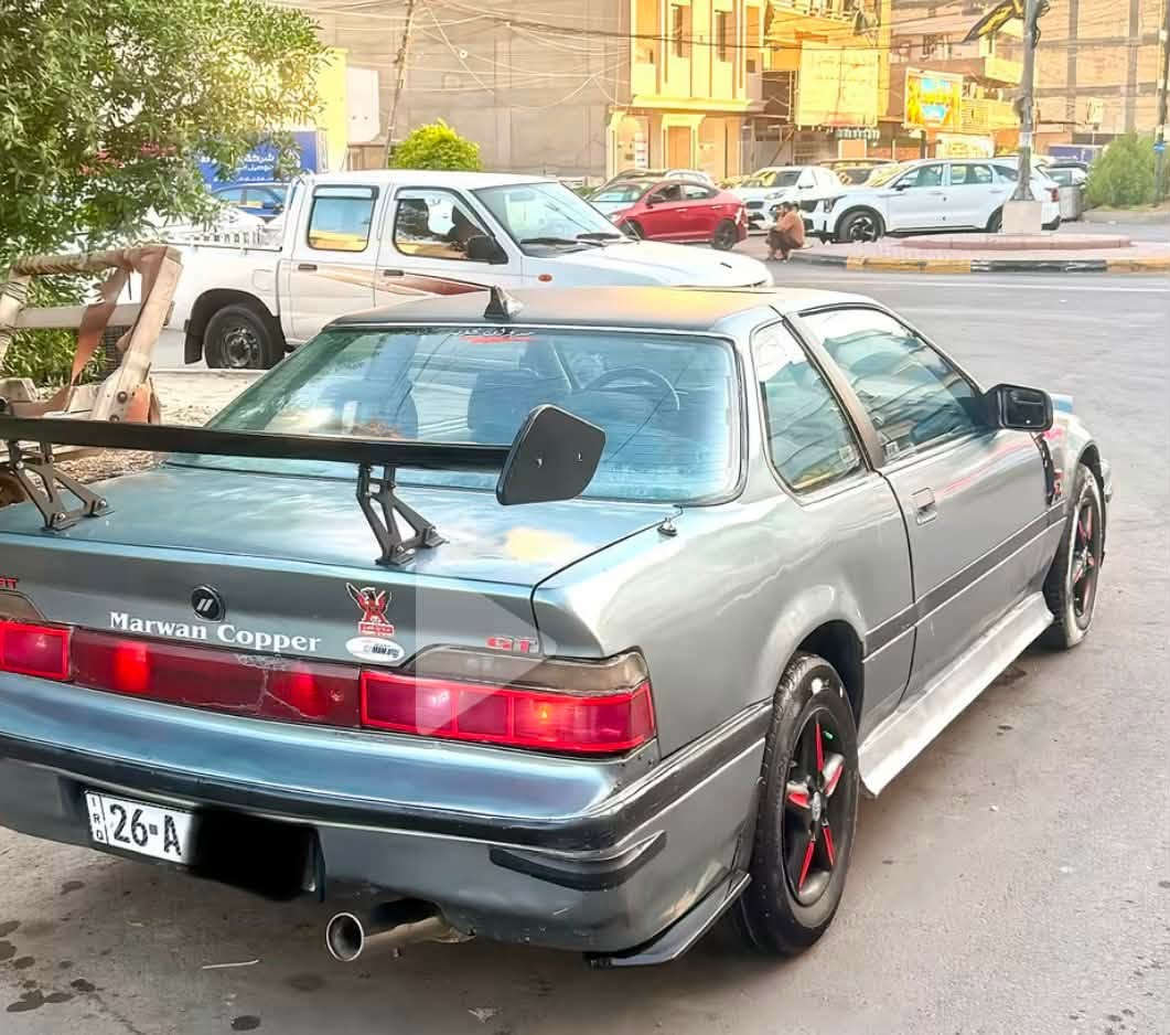 سلام عليكم سيارة هوندا موديل 91 مابيها نقص رقم نكليزي 
عنوان بغداد السعر 33 رقم ***********
