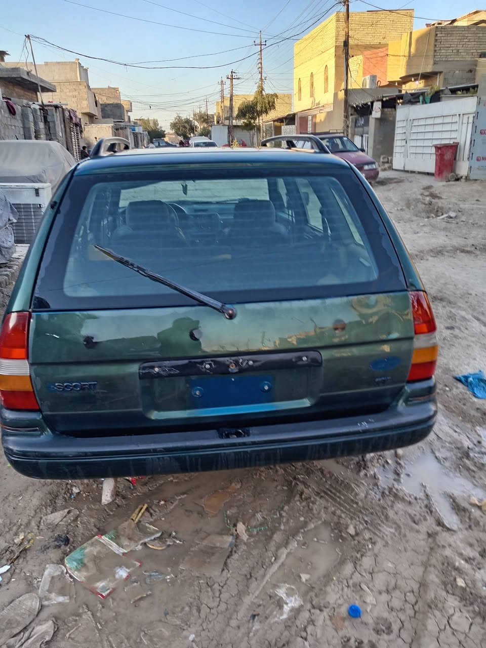 السلام عليكم اخوان فورد سكورت موديل 1994 شغاله وين ميعجبك روح بيه اقتصاديه كلش رقمه فحص انبار للبيع او المراوس كلشي بحسابه مكاني بغداد الخاص مفتوح رقمي***********
