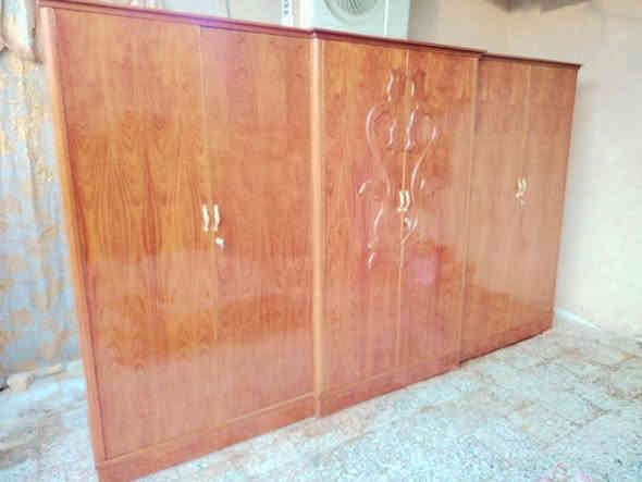 غرفة اخشاب صاج داخل وخارج شغل الحلة ظهر جرجوبة 6 بيبان نقص ميز مرايا ب 550 ألف *********** العمارة حي العسكري قرب مدرسة المربد
