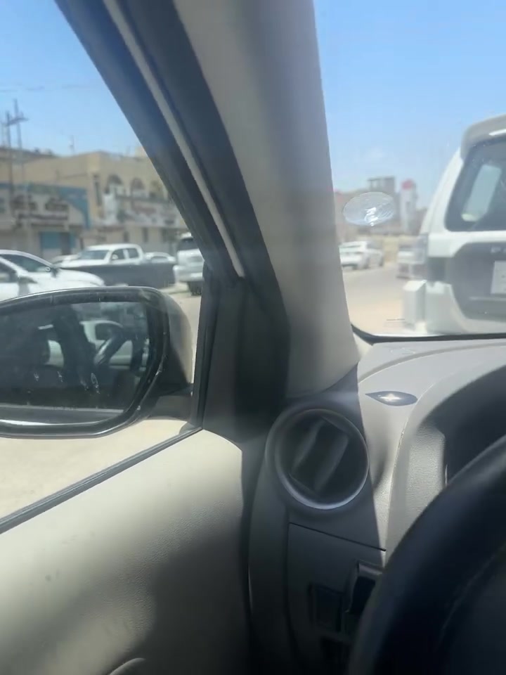 نيسان مديل 23 سعر 110 ماشيه 50 الف بصره جمهوريه *********** سنويه 2028 بسم شركه بيها بارد  باب وجاملغ خلفي سياره فول مواصفات بصمه مري شفط سبع طكات تبريد تبريد خلفي
