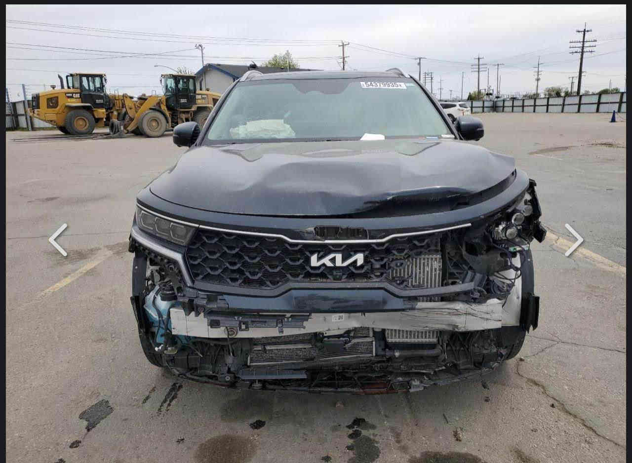 للبيع سورينتو موديل 2024 هايبرد اعلى فئة (بلك ان ) SX pristage, اعلى فئة بالسورينتو ، هاي الفئه تعتبر سيارتين بسيارة وحده، سيارة كهربائية + سيارة بنزين / هايبرد، بمحركهه الطبيعي واللي هو 4 سلندر،
السياره بالاضافه إلى الطريقه التقليديه واللي هيه الشحن من المحرك، تجي شحن خارجي تكدر تشحنهه بالبيت تمشيك مايقارب 50 - 70 كيلو متر،

= مواصفات السياره ،

= بانوراما
= دفع رباعي
= ٤ وضعيات قيادة   
= حجم المحرك 1600 تيربو. زائدا قوة المحركات = الكهربائيه يعطي قوة أكثر من 261 حصان. 
= كير موس 
= بصمة                          
= تشغيل عن بعد
= هاند بريك بصمه 
= فتح الصندوق كهرباء ذكي عند الاقتراب  
= ‏AIRBAG عدد 10                          
= لايت عدسات زنون  + LED
= كشافات زينون                                      
= بك لايت LED
=مقود جلد + تدفئة 
= شفتات ستيرن .                      
= عدد المقاعد 7 رئاسي 
= مقاعد امامية كهرباء 
= مقاعد اماميه خلفيه تدفئة
= الكراسي جلد بلادي لون ابيض                                                                  
= حساسات امامية 
= حساسات خلفية 
= تبريد لمس 
= شاحن موبايل وايرلس                          
=اشاير بالمري والمري قابلة للطي. 
= رقم السياره / بغداد مشروع وطني. 

= حادث السياره ،
تعديل جاملغ يسار بارد وجزء بسيط صبغ من بنيد . واللي يحب صور الحادث والتصليح بالمنشور. متواجد وتس اب وتدلل 
سعر .270$
.
مكان السيارة بغداد / اليرموك 
رقم صاحب سيارة ،
*********** بغداد
