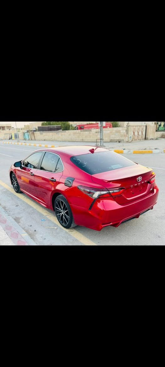كامري ٢٠٢٤ للبيع 
مواصفات SE
ماشية 17 mi
 حرة مرقم ذي قار بإسمي تحويل ثاني يوم 
السيارة بانزين
حادث خفيف وبدون ايرباك 
رقم الشاصي مرفق مع الصور 
السيارة حيل جديدة 
للإستفسار الاتصال على الرقم 
***********
