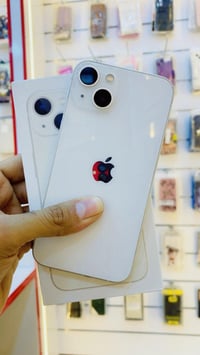 آيفون 13 ١٢٨ • بطارية ٩٣ • بضمان أبل